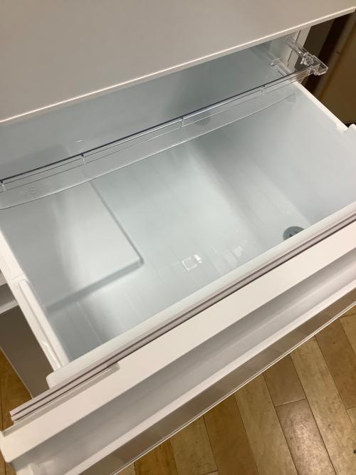 TOSHIBA (トウシバ) 3ドア冷蔵庫 GR-U33SC(WU) 2022年製 自動製氷機有 326L