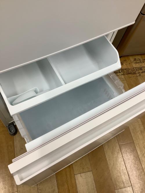 TOSHIBA (トウシバ) 3ドア冷蔵庫 GR-U33SC(WU) 2022年製 自動製氷機有 326L