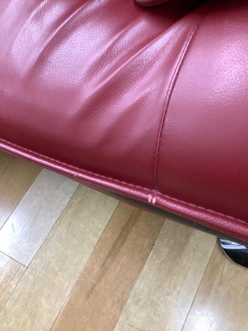ニトリ 2人掛けソファー ヘッドレスト付 レッド