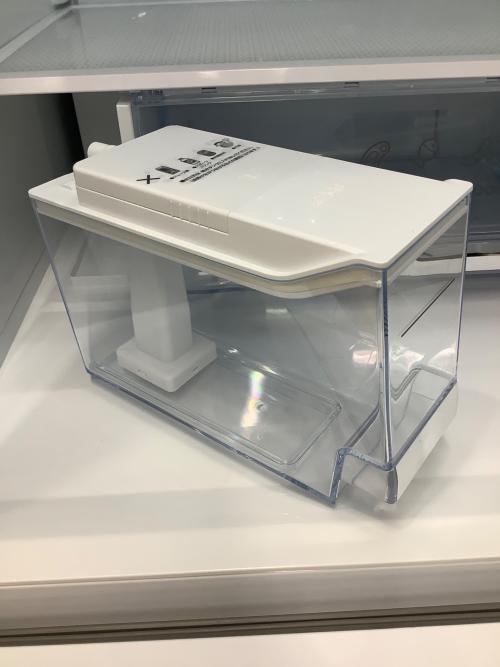 Hisense (ハイセンス) 3ドア冷蔵庫 HR-G28E3W 2023年製 283L