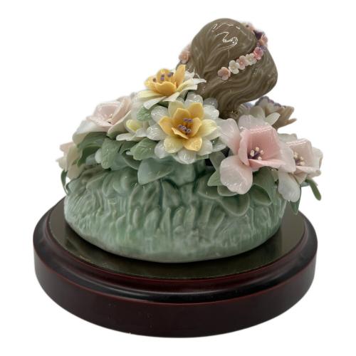 LLADRO (リヤドロ) フィギュリン