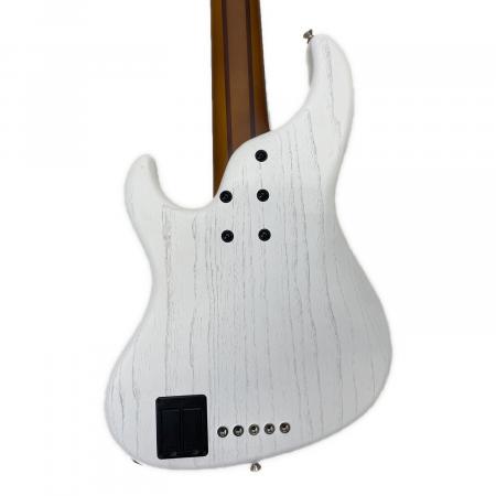 RYOGA VAL-BASS 5/LE 5弦エレキベース RYOGA VAL-BASS 5/LE 5弦エレキベース RYOGAからVal-Bassの4弦