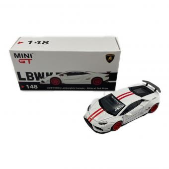 MINI GT (ミニジーティー) ダイキャストカー LB★WORKS ランボルギーニ ウラカン バージョン 1 ホワイト/レッドストライプ