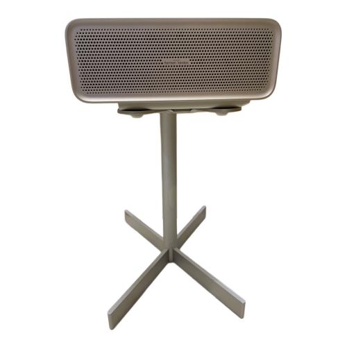 Aladdin X (アラジン エックス) 超短焦点プロジェクター 専用スタンド付 Aladdin Marca XM03F 壁から24cmで100インチの大画面 Youtube/NETFLIX他対応 無線LAN内蔵 800B512B6A9D