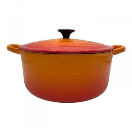 LE CREUSET オレンジ鋳鉄両手鍋 22cm 未使用 LE CREUSET (ルクルーゼ) 両手鍋 オレンジ 22㎝｜トレファクONLINE