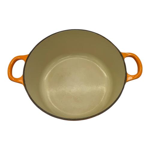 LE CREUSET (ルクルーゼ) 両手鍋 オレンジ 22㎝