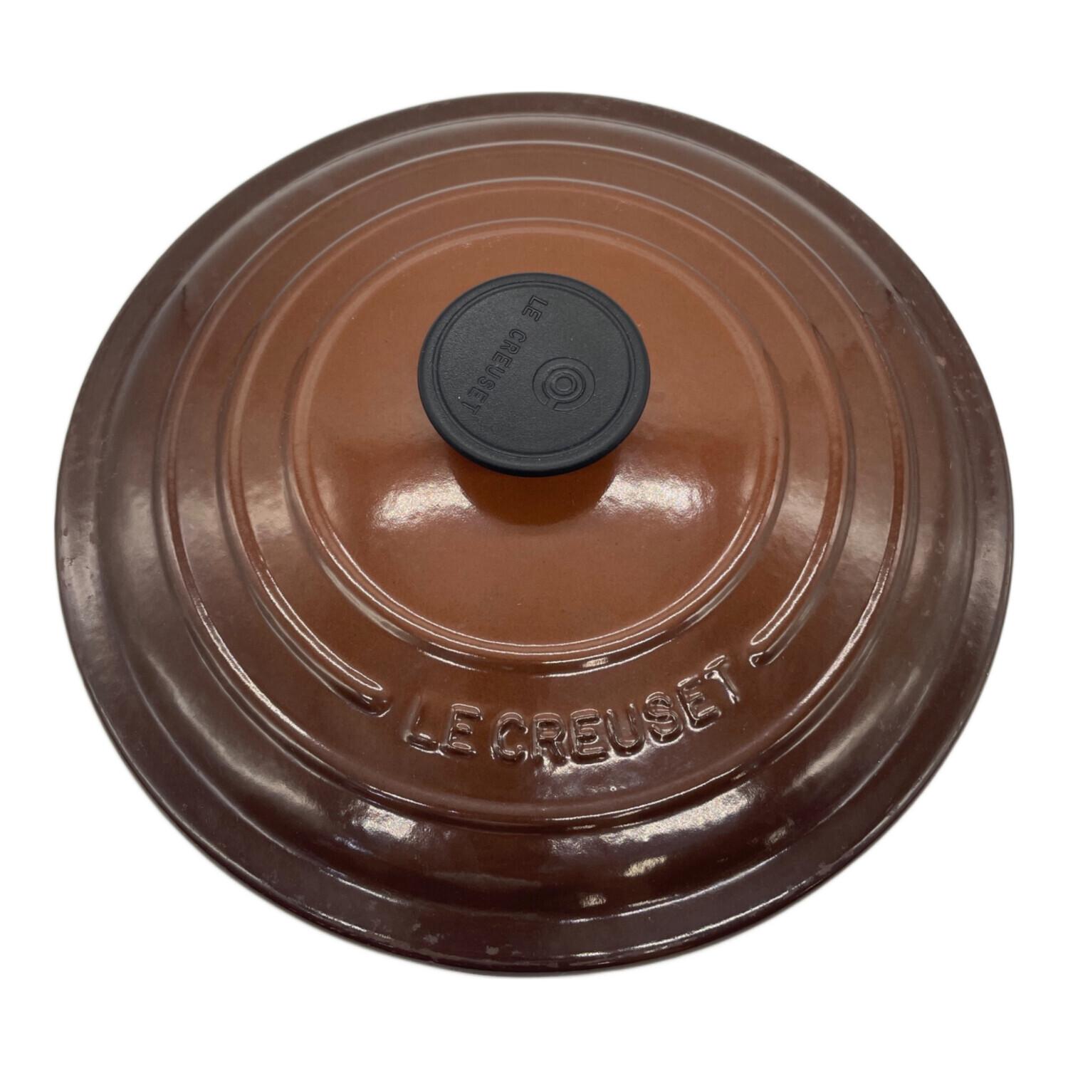 LE CREUSET (ルクルーゼ) 両手鍋 ブラウン 24㎝|トレファクONLINE LE CREUSET (ルクルーゼ) 両手鍋 ブラウン 24㎝|トレファクONLINE