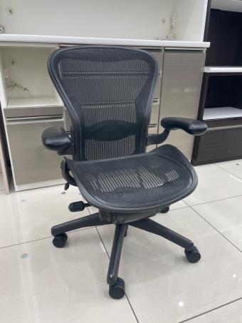 Herman Miller (ハーマンミラー) アーロンチェア ブラック