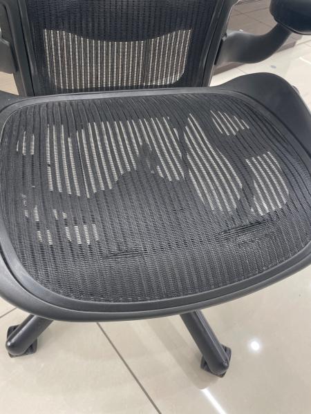Herman Miller (ハーマンミラー) アーロンチェア ブラック｜トレファク