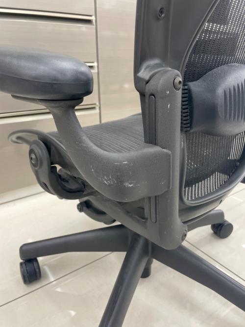 Herman Miller (ハーマンミラー) アーロンチェア ブラック