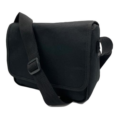 CANON デジタル一眼レフカメラ レンズ:18-135mm