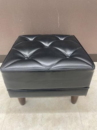 カリモク60 (カリモクロクマル) オットマン スタンダードブラック 98 X36206BD 合皮