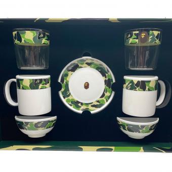 A BATHING APE (ア ベイシング エイプ) 食器セット