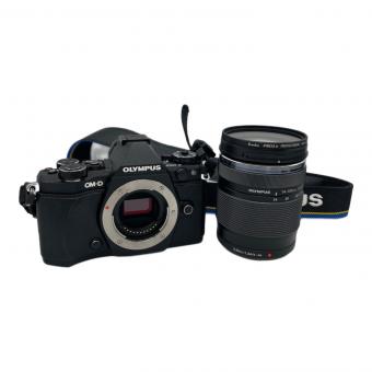 OLYMPUS (オリンパス) デジタル一眼レフカメラ E-M5Ⅱ ケース付
