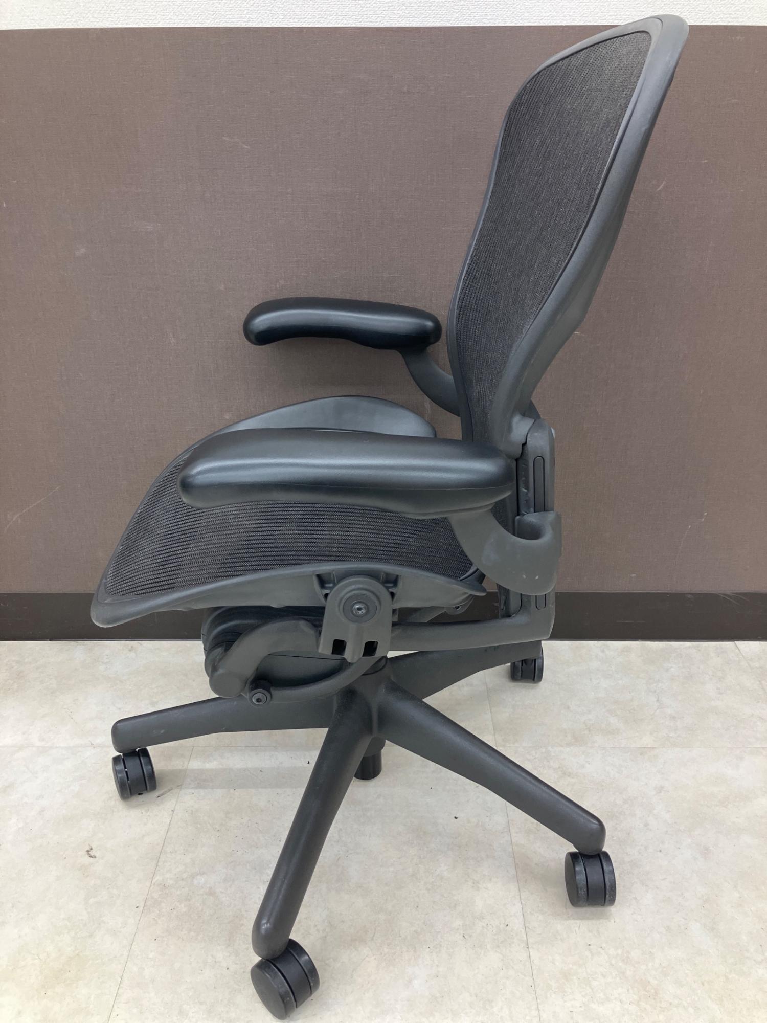 Herman Miller (ハーマンミラー) アーロンチェア AE111PWB ブラック