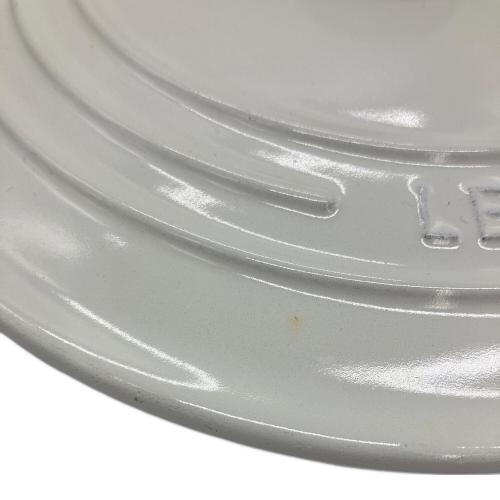 LE CREUSET (ルクルーゼ) 両手鍋 22インチ ホワイト ココット・ロンド