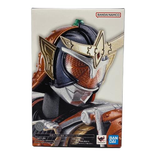 BANDAI (バンダイ) 仮面ライダー鎧武 オレンジアームズ フィギュア S.H.Figuarts(真骨彫製法)