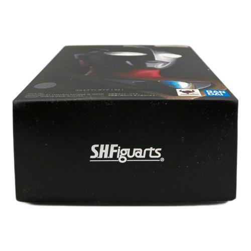 BANDAI (バンダイ) ウルトラマンガイア(V2) フィギュア S.H.Figuarts(真骨彫製法)