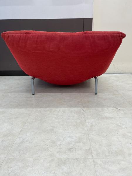 ligne roset (リーンロゼ) 1人掛けソファー オットマン付き @ レッド
