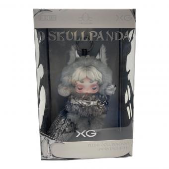 POP MART (ポップマート) キャラクターグッズ SKULLPANDA × XG