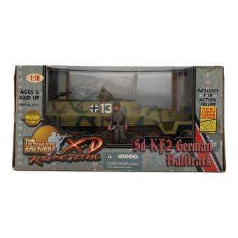 Ultimate Soldier Sd.Kfz.251 モデルカー 1/18スケール ドイツ装甲兵員輸送車 Xtreme Detail
