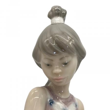 LLADRO リアドロ 春の舞踏 フィギュリン LLADRO (リヤドロ) フィギュリン 春の訪れ 5604 本体のみ｜トレファク
