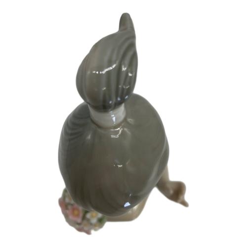 LLADRO (リヤドロ) フィギュリン 春の訪れ 5604 本体のみ
