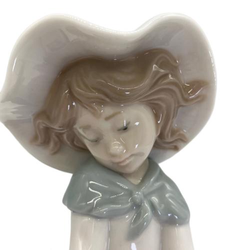 LLADRO (リヤドロ) フィギュリン きれいな花ばかり 5222 本体のみ