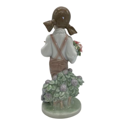 LLADRO (リヤドロ) フィギュリン 小鳥と話す少女 5217 本体のみ