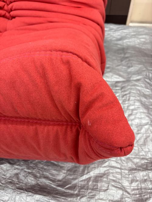 ligne roset (リーンロゼ) 1人掛けソファー レッド　ロゼトーゴ