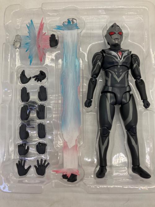 S.H.Figuarts (エス・エイチ・フィギュアーツ) 光と闇のアーク 闇戦士ギルアーク フィギュア