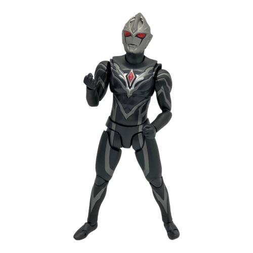 S.H.Figuarts (エス・エイチ・フィギュアーツ) 光と闇のアーク 闇戦士ギルアーク フィギュア