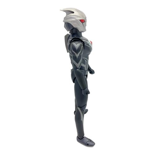 S.H.Figuarts (エス・エイチ・フィギュアーツ) 光と闇のアーク 闇戦士ギルアーク フィギュア