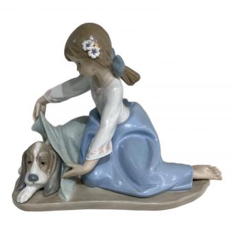 LLADRO (リヤドロ) フィギュリン 風邪を引かないように