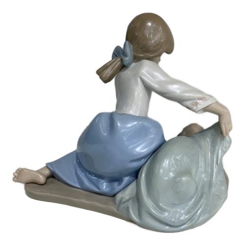 LLADRO (リヤドロ) フィギュリン 風邪を引かないように