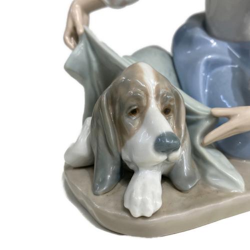 LLADRO (リヤドロ) フィギュリン 風邪を引かないように