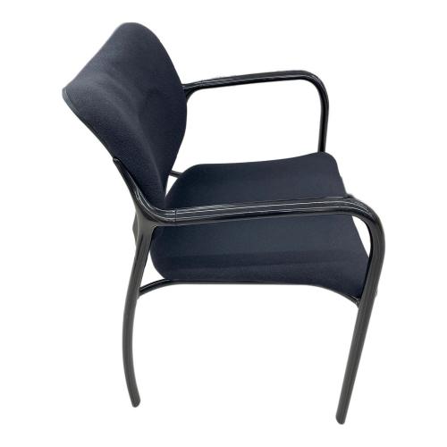 Herman Miller (ハーマンミラー) アームチェアー @ ブラック aside