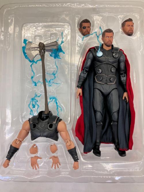 MARVEL (マーベル) MAFEX THOR フィギュア