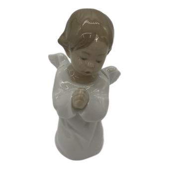 LLADRO (リヤドロ) フィギュリン ”可愛いお祈り”