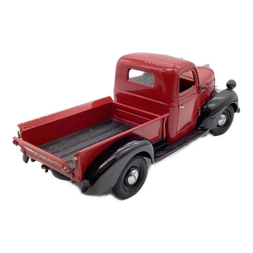 模型 1941 Dodge Pickup Danbury Mint 1:24 Scale
