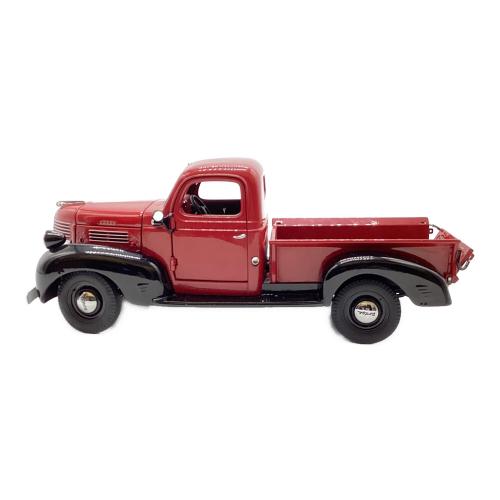 模型 1941 Dodge Pickup Danbury Mint 1:24 Scale