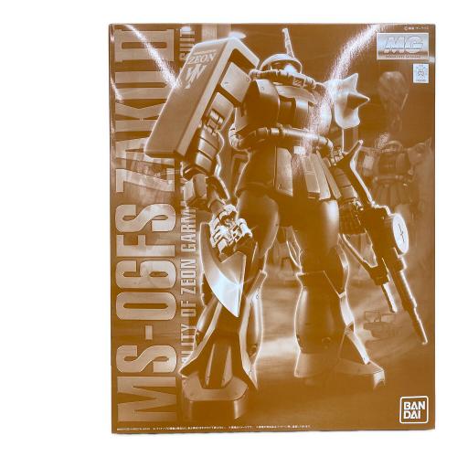 MG MS-06FS ガルマ・ザビ専用 ザクII 1/100 ガンプラ プラモデル