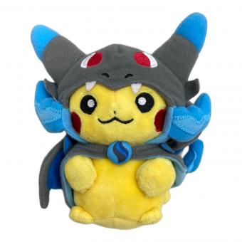 Pokemon Center (ポケモンセンター) ガリザードンXのポンチョを着たピカチュウ ぬいぐるみ ヌイグルミ