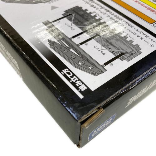 TAKARA TOMY ルナクルーザープライム & ディスプレイスタンド