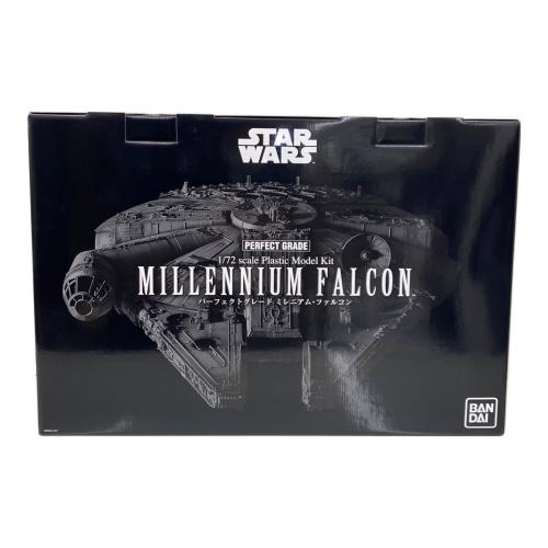 BANDAI (バンダイ) PERFECT GRADE 1/72 ミレニアム・ファルコン プラモデル プラモデル