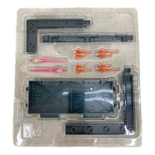 BANDAI (バンダイ) 〈SIDE MS〉RX-75-4 ガンタンク＆ホワイトベースデッキ ver.A.N.I.M.E.『機動戦士ガンダム』 フィギュア ROBOT魂