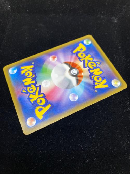 ポケモンカード　ピカチュウ   001/028　25thミラー