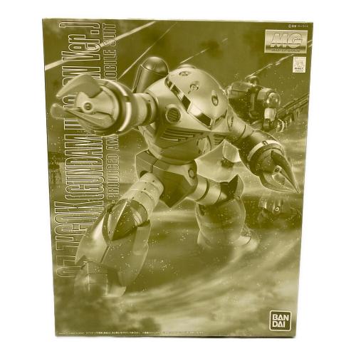 BANDAI　MG 1/100 ズゴック（ユニコーンカラーVer.）
