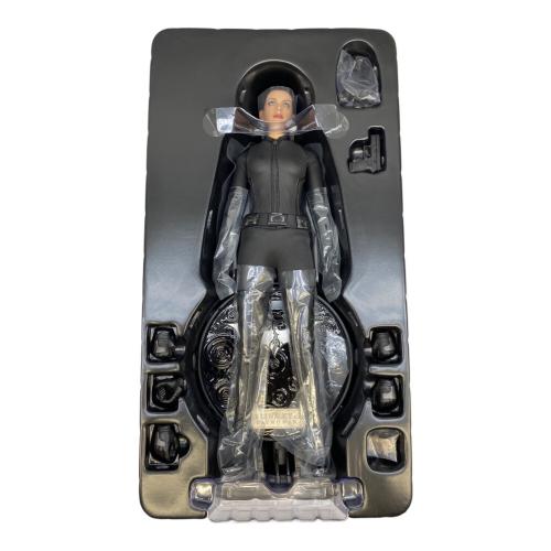 1/6スケール セリーナカイル キャットウーマン フィギュア　バットマン