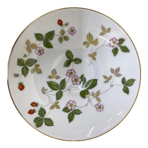 Wedgwood (ウェッジウッド) カップ&ソーサー&プレート ワイルドストロベリー